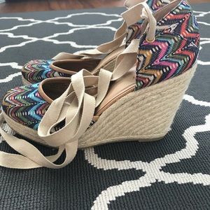 Multi color tie up wedges - Nine West